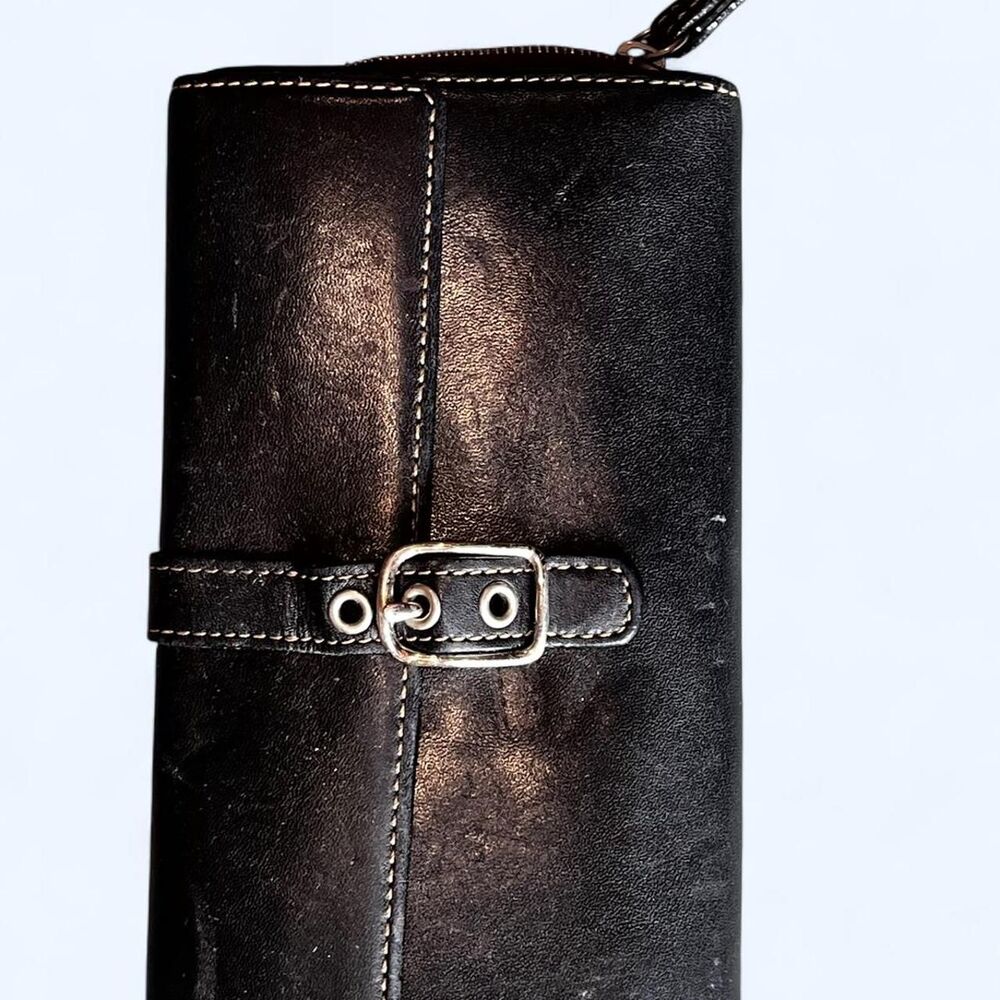 COACH BLACK leather wallet with card slots